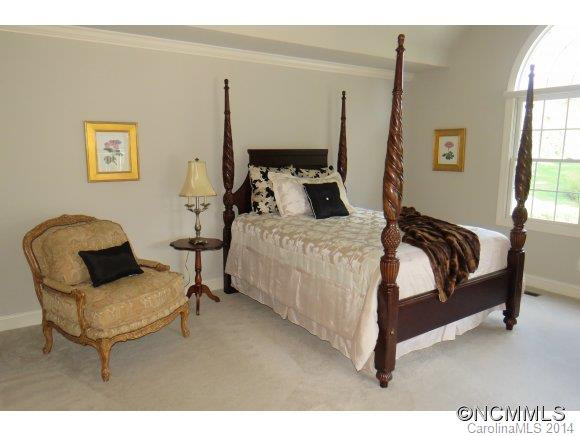 18 Lakeway Circle - Photo 11