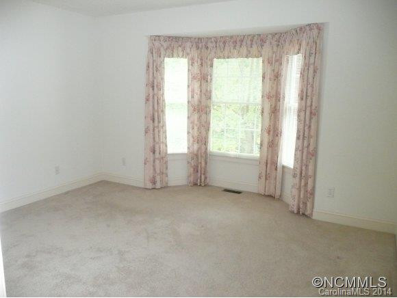 18 Lakeway Circle - Photo 16