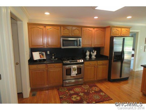 18 Lakeway Circle - Photo 7