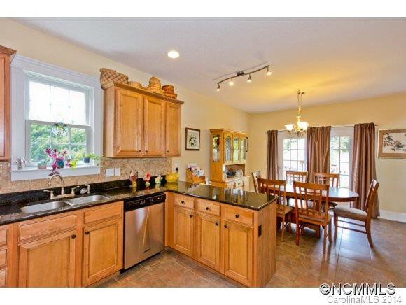 8 Old Farm House Rd - Photo 2