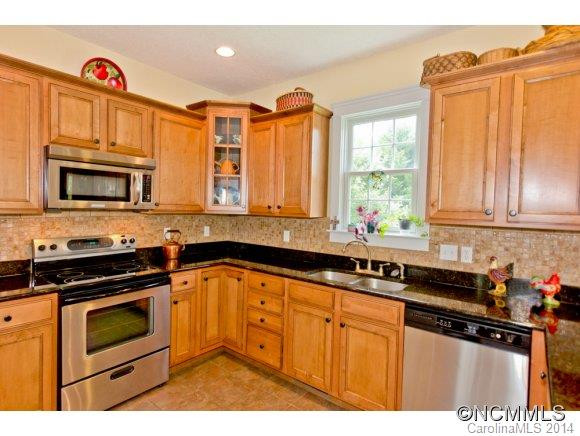 8 Old Farm House Rd - Photo 3