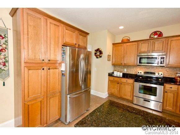 8 Old Farm House Rd - Photo 4
