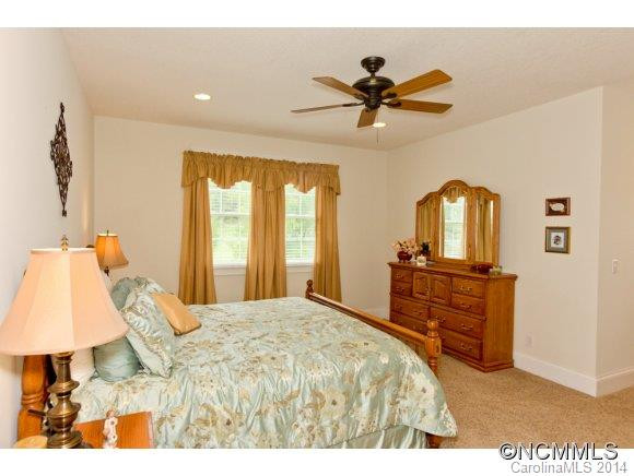8 Old Farm House Rd - Photo 6
