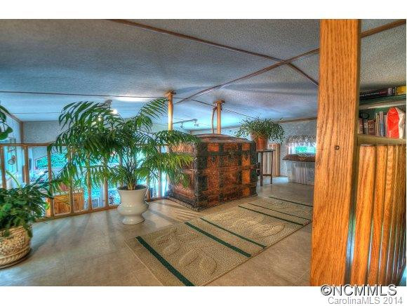 572 Deer Park Lake Road - Photo 11