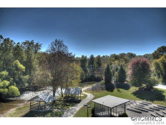 572 Deer Park Lake Road - Photo 21