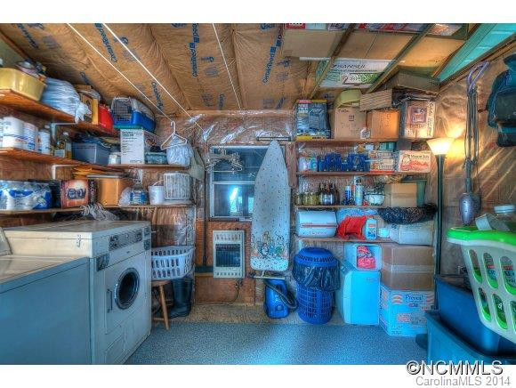 572 Deer Park Lake Road - Photo 8