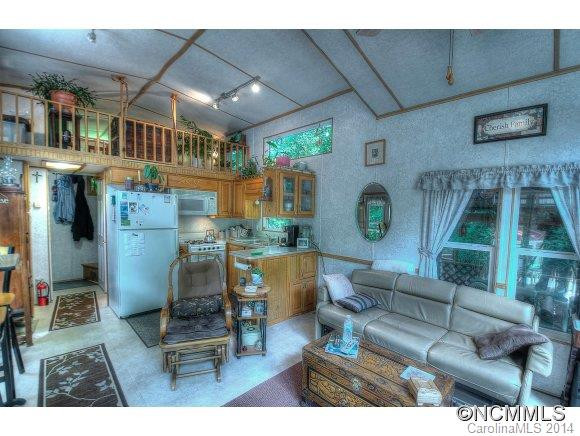 572 Deer Park Lake Road - Photo 10