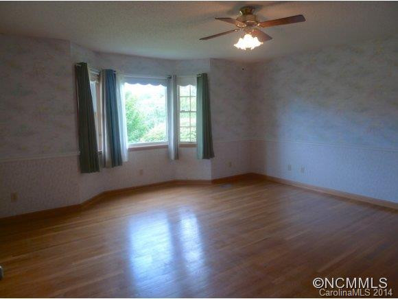 2268 NC 126 - Photo 6