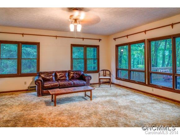 23 Alpine Way - Photo 4
