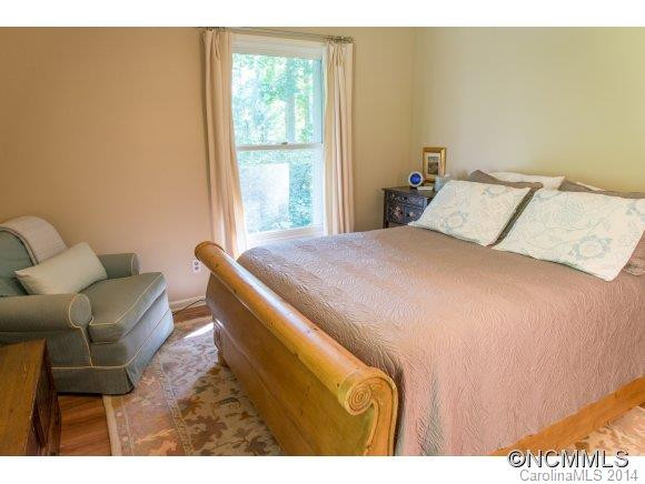 25 Woodmere Drive - Photo 18