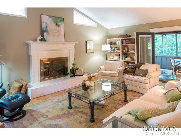 25 Woodmere Drive - Photo 5