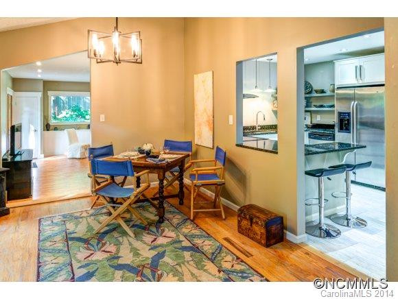 25 Woodmere Drive - Photo 8