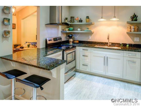25 Woodmere Drive - Photo 10