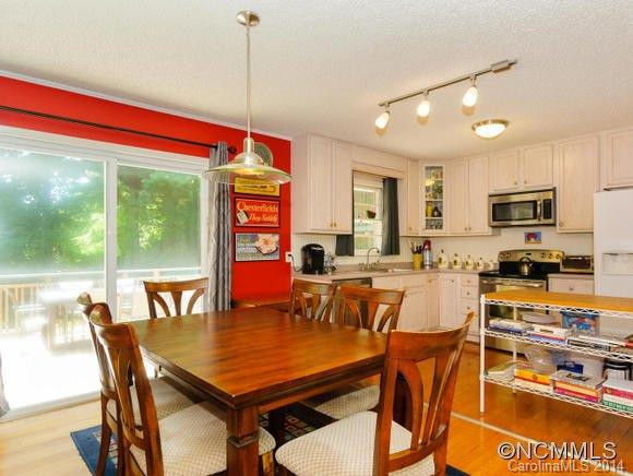 8 Delaware Terrace - Photo 10