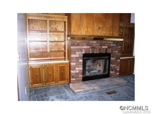 122 Crest Hill Road - Photo 8