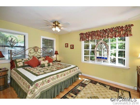 732 Little Mountain Road - Photo 17