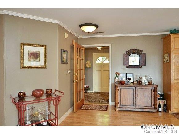 732 Little Mountain Road - Photo 5