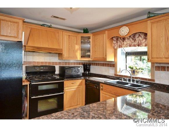 732 Little Mountain Road - Photo 8