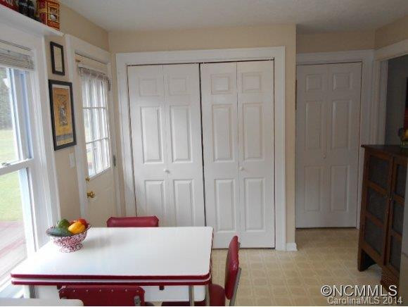 290 Banner Farm Road - Photo 8