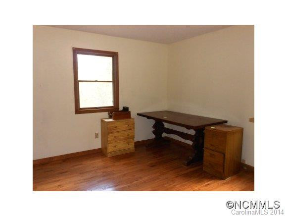 1863 BARNARD - Photo 22