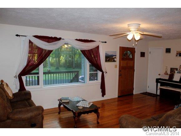 107 Barnett St - Photo 5
