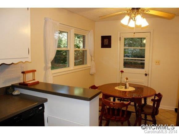 107 Barnett St - Photo 8