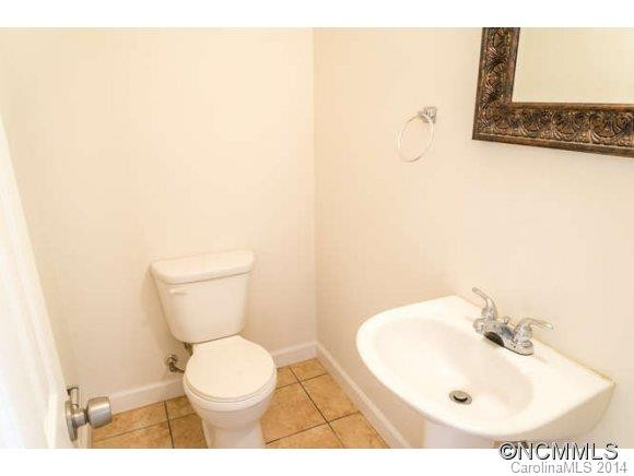2 Border Street - Photo 12
