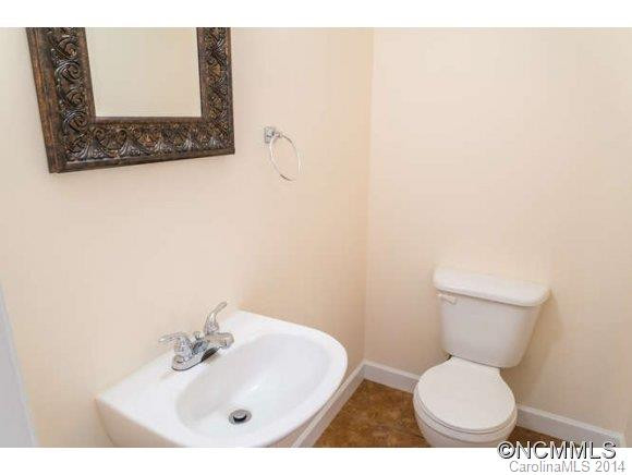 2 Border Street - Photo 23