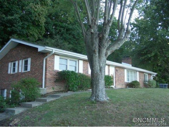 709 Halsbury  Avenue