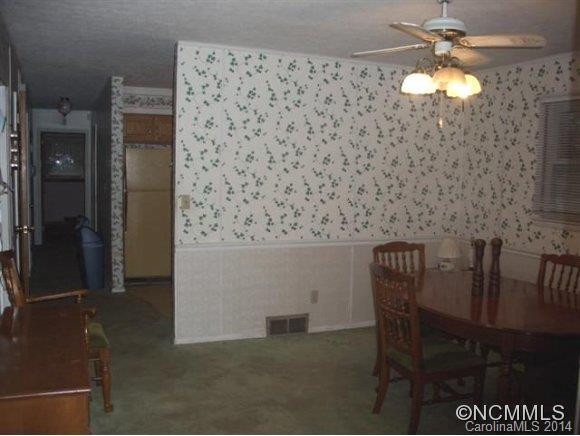 709 Halsbury  Avenue - Photo 4