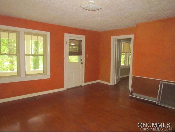 5 West Buncombe School Road - Photo 4
