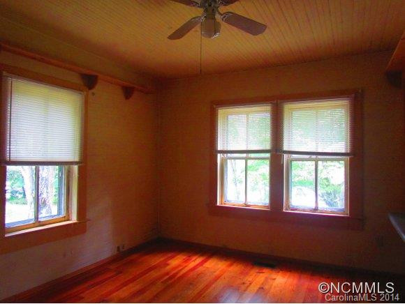 5 West Buncombe School Road - Photo 6