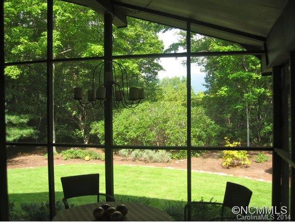 360 Mountain Laurel Dr. - Photo 8