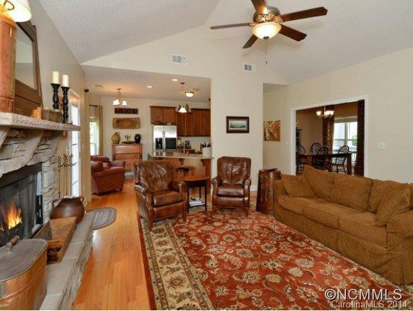 106 MOOREHILL DRIVE - Photo 16
