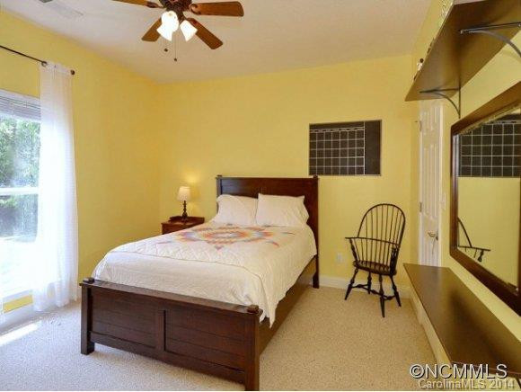 106 MOOREHILL DRIVE - Photo 21