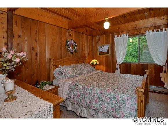 1009 Mount Chalet Road - Photo 12
