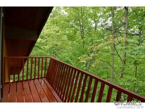 1009 Mount Chalet Road - Photo 4