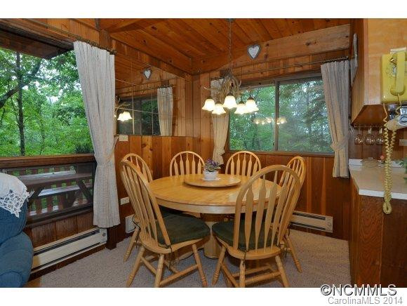 1009 Mount Chalet Road - Photo 6