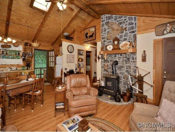 155 RUSTIC HEIGHTS - Photo 6