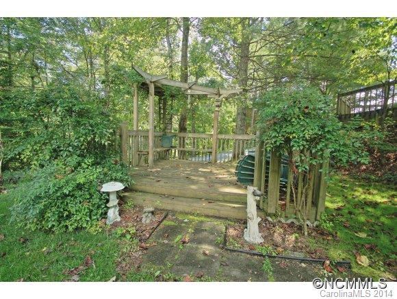 7 Maple Drive - Photo 3