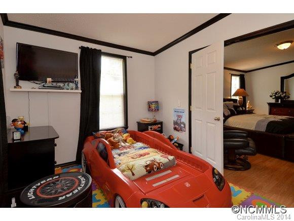 156 Over Hill Road - Photo 15