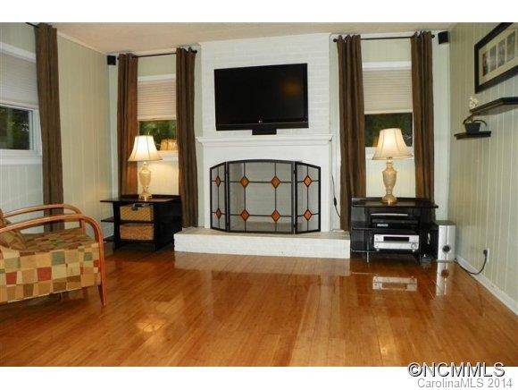 17 Deanwood Circle - Photo 2