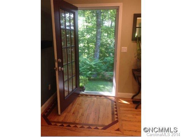 405 Rambling Dr - Photo 2