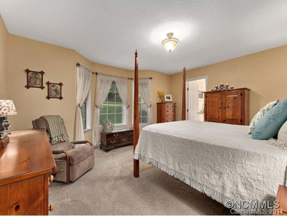 81 EASTMOOR DRIVE - Photo 13