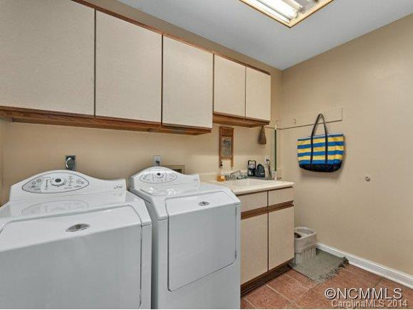 81 EASTMOOR DRIVE - Photo 20