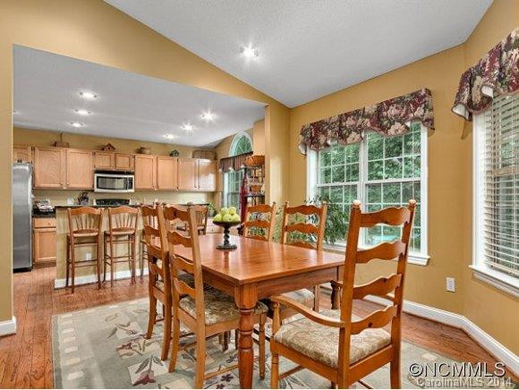 81 EASTMOOR DRIVE - Photo 8