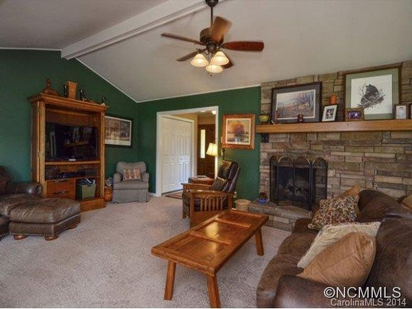 416 SABINE DRIVE - Photo 5