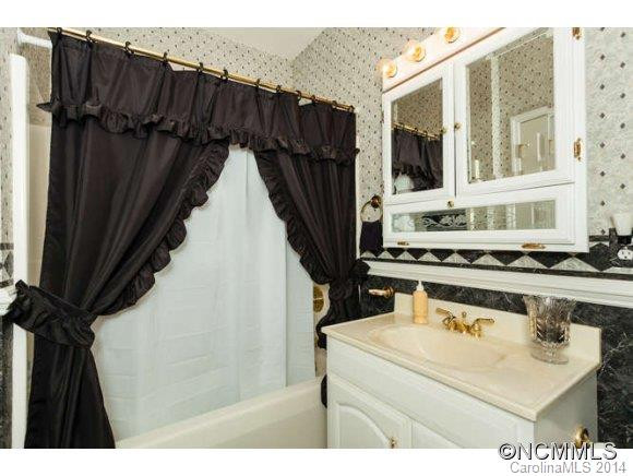 10 RIDGEWOOD AVE - Photo 21