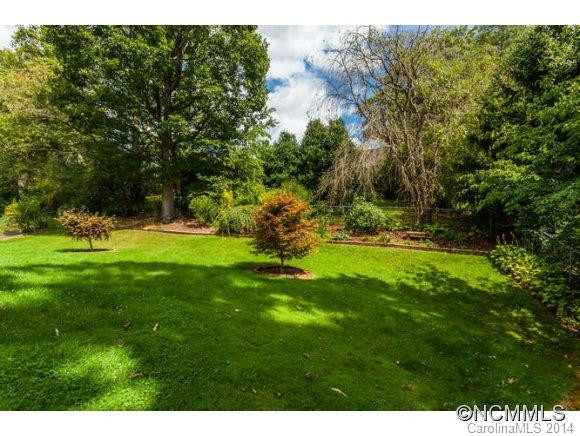 10 RIDGEWOOD AVE - Photo 23