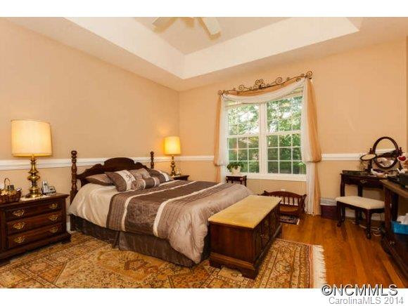 10 RIDGEWOOD AVE - Photo 10